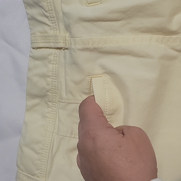 Perfect 5"shorts Old Navy Khakis - Picture 6 of 9